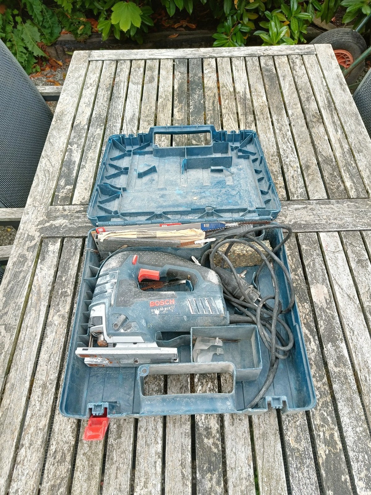 Bosch Decoupeerzaag GST 150 BCE Professional, Gebruikt, Decoupeerzaag, Ophalen of Verzenden, 30 tot 70 mm