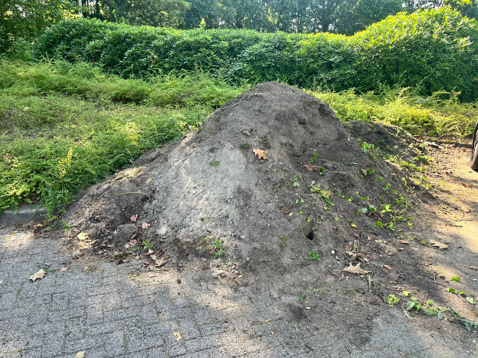 Gratis zwarte grond - schoon, Tuin en Terras, Zand, Ophalen, Gebruikt, Ophoogzand