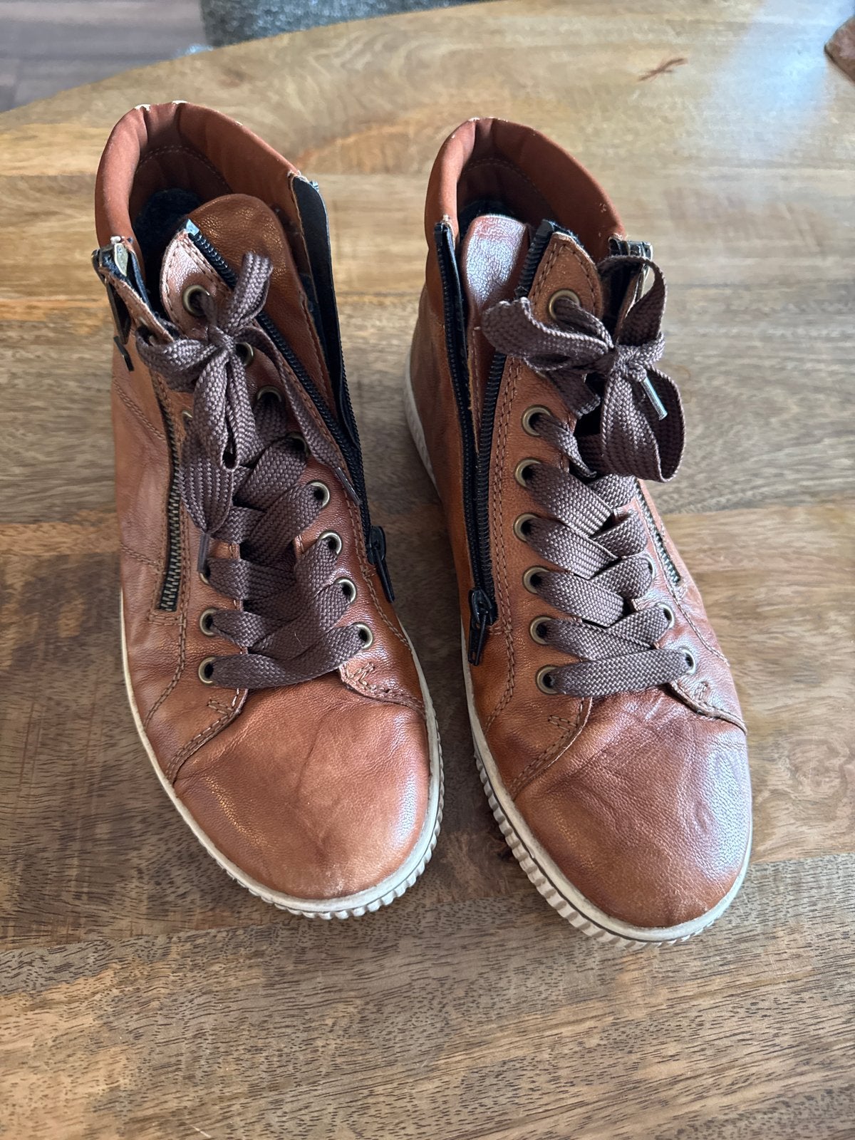 Remonte leren sneakers/enkellaarsjes 40, Kleding | Dames, Schoenen, Bruin, Lage of Enkellaarzen, Ophalen of Verzenden, Zo goed als nieuw