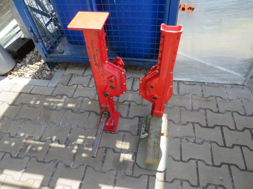 dommekracht 3000 en 5000kg, Ophalen, Gebruikt, Zandhaarweg, Handmatig
