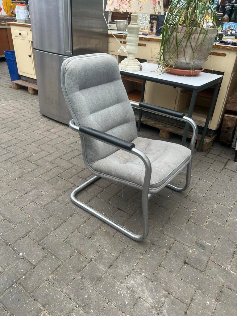 Van de Stroom buizen fauteuil jaren 60, Ophalen