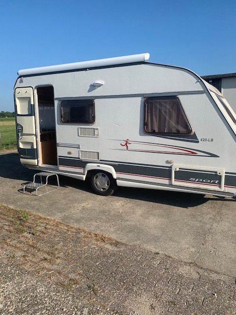 Beyerland sprinter  sport 4.20 LB., Frans bed, Treinzit, 750 - 1000 kg, Particulier