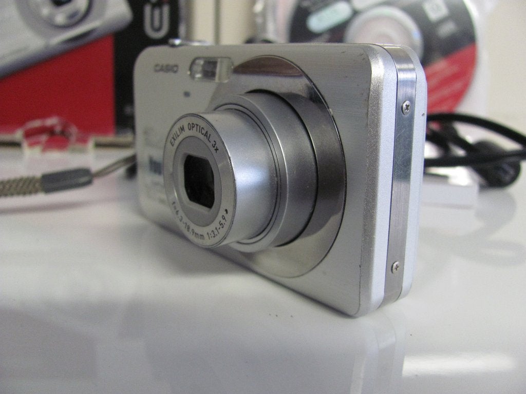 CASIO EXILIM ex-z80 digitale camera  met 8.1mp, Ophalen of Verzenden, Zo goed als nieuw, Compactcamera, Minder dan 4 keer