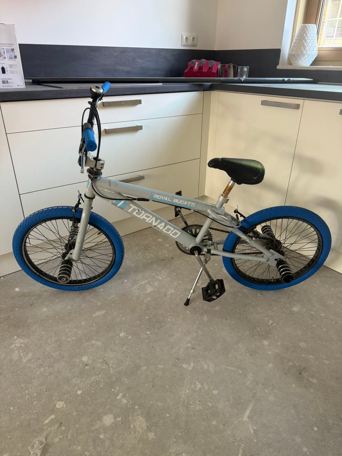 BMX Royal Buggati Tornado Crossfiets Stuntfiets BabyBlauw 20, Ophalen, Gebruikt, 20 inch, Handrem