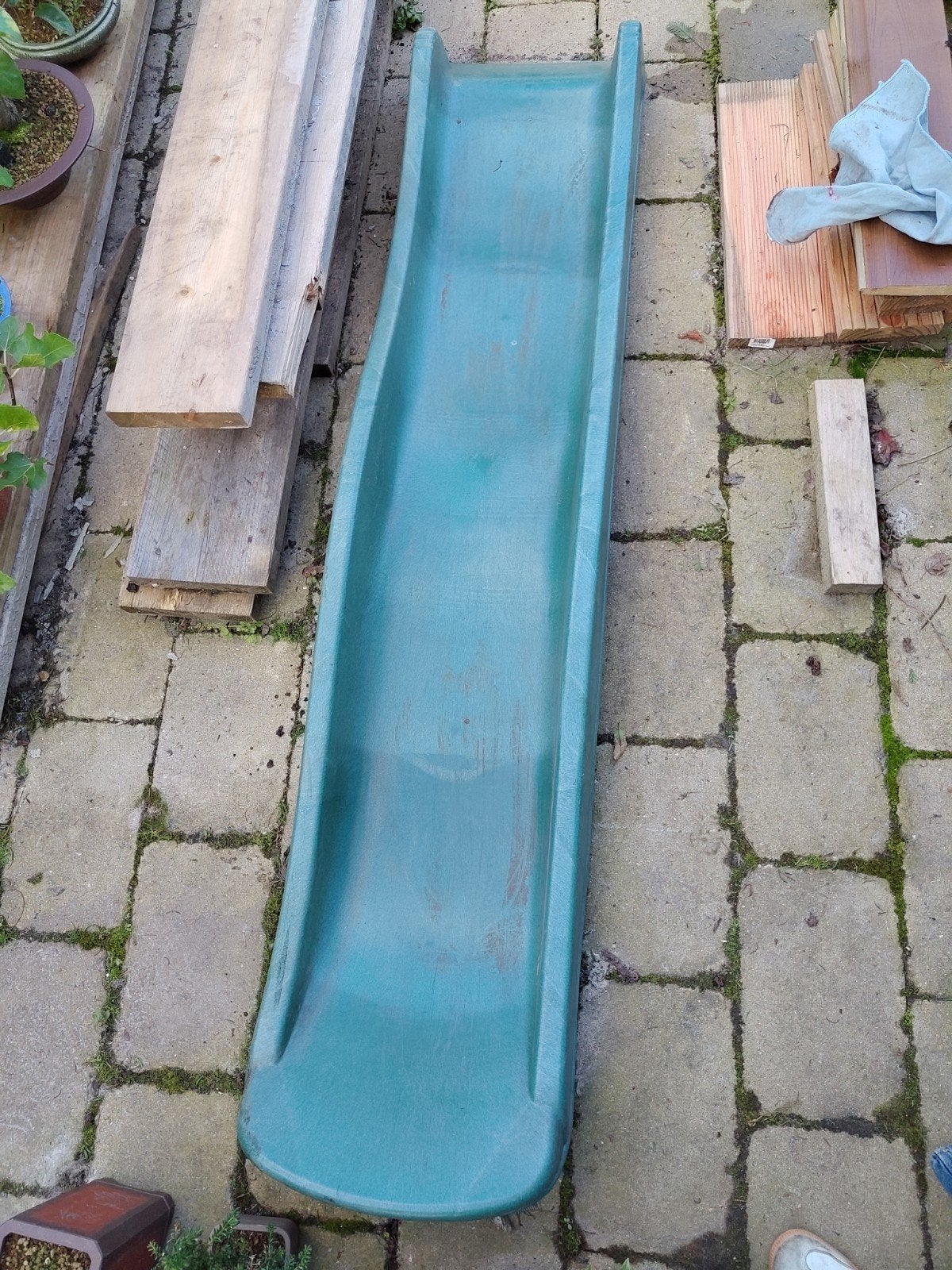 Gratis gebruikte groene glijbaan, 175 cm, Ophalen, Gebruikt, Glijbaan