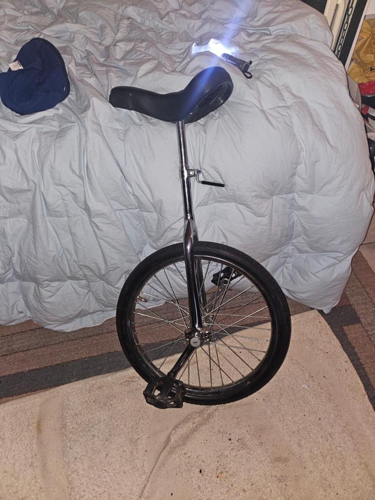 Een wiel fiets, Ophalen of Verzenden