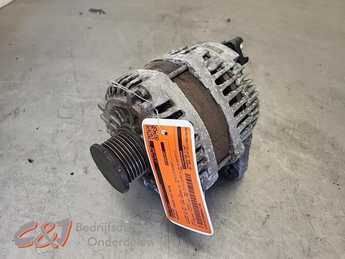 Dynamo van een Renault Trafic, Auto-onderdelen, Motor en Toebehoren, Gebruikt, -, Renault, -