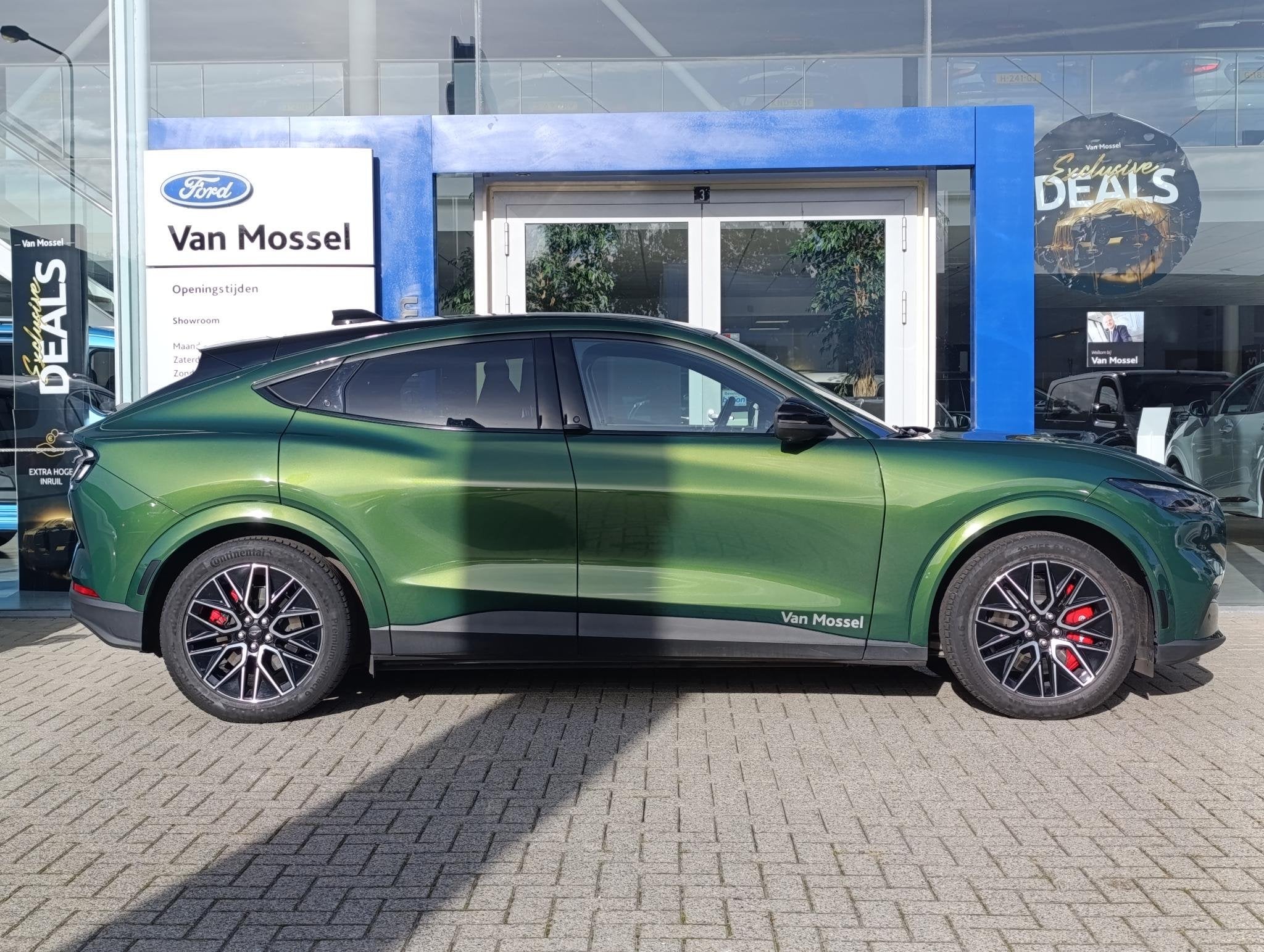 Ford Mustang Mach-E Extended Premium RWD 88 kWh | Technologi, Automaat, Achterwielaandrijving, Gebruikt, 615 km
