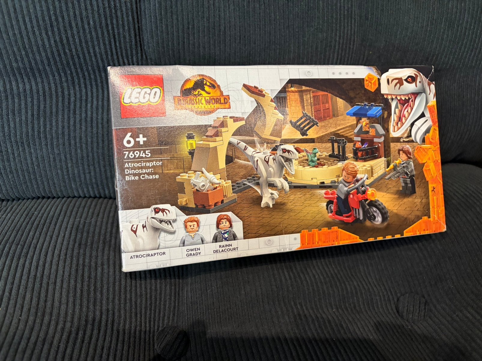 Lego Jurassic World 76945 Atrociraptor Dinosaur: Bike Chase, Ophalen of Verzenden, Zo goed als nieuw