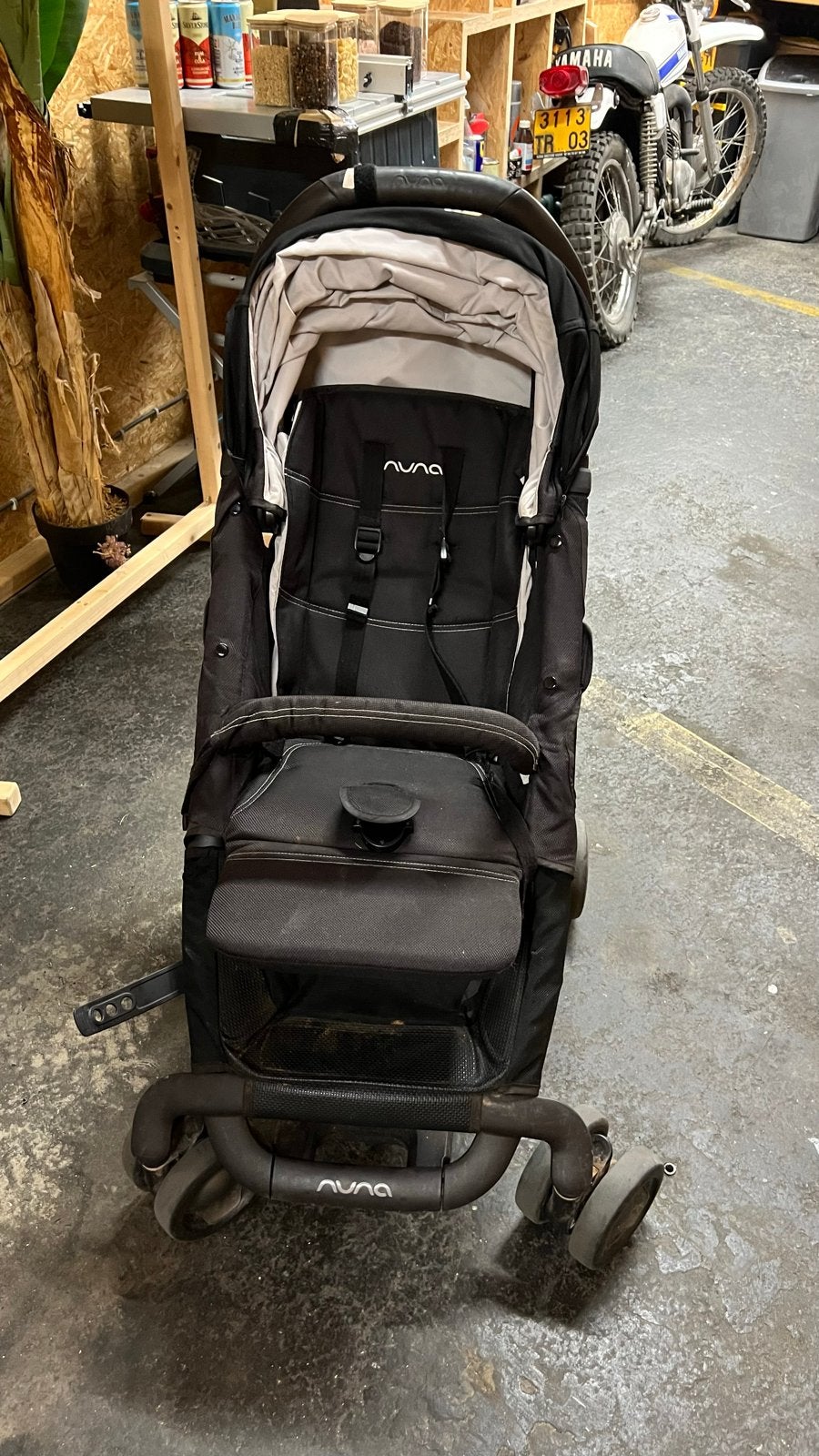 Nuna Trvl Caviar Kinderwagen - Compact & Lichtgewicht, Ophalen, Gebruikt, Kinderwagen, Overige merken