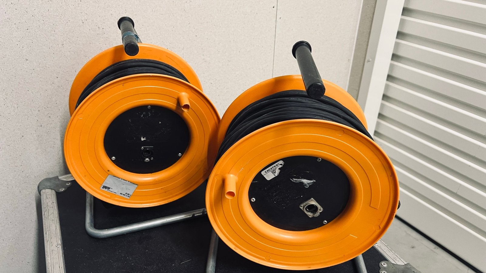 2x 50m Belden UTP CAT5e Netwerkkabel op haspel - Robuust, Computers en Software, Pc- en Netwerkkabels, Gebruikt, Ophalen