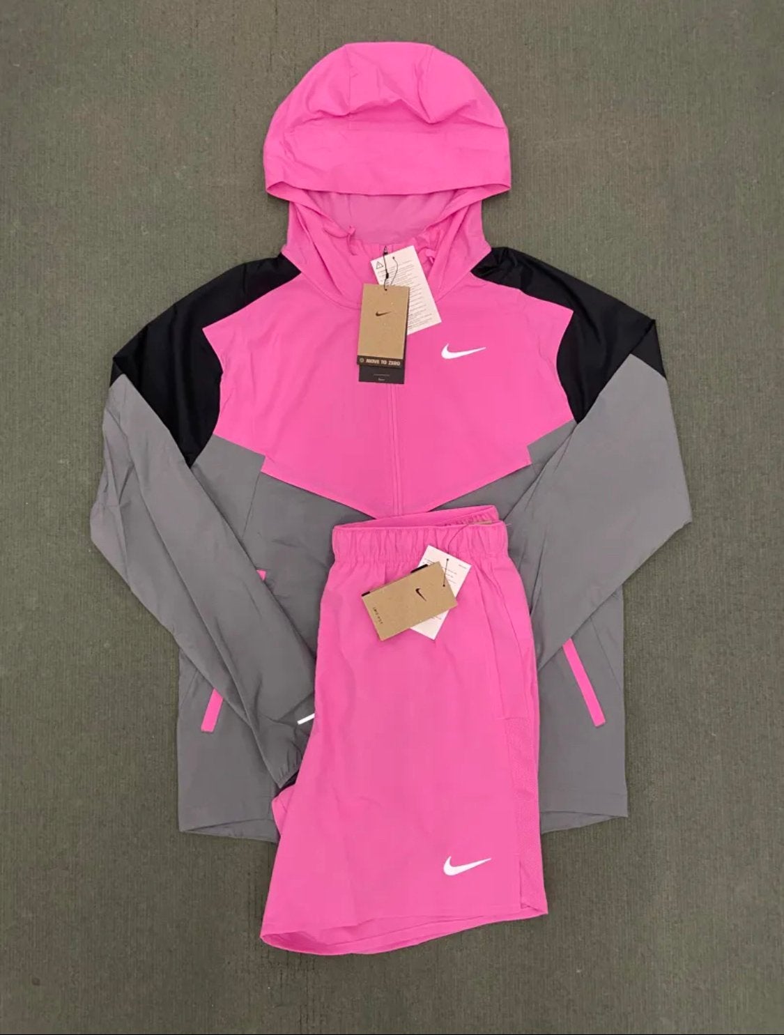 Nike setje, Ophalen of Verzenden