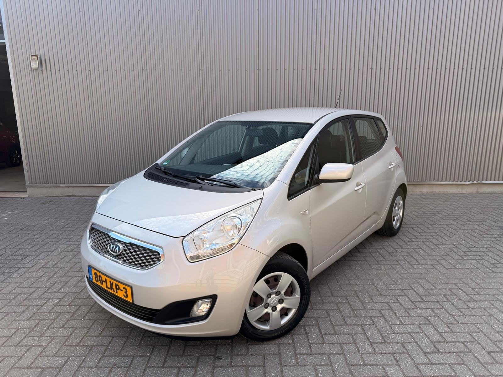 Kia Venga 1.4 CVVT Comfort Pack Nieuwe koppeling|Trekhaak|Cr, Auto's, Voorwielaandrijving, Euro 5, Gebruikt, Zwart
