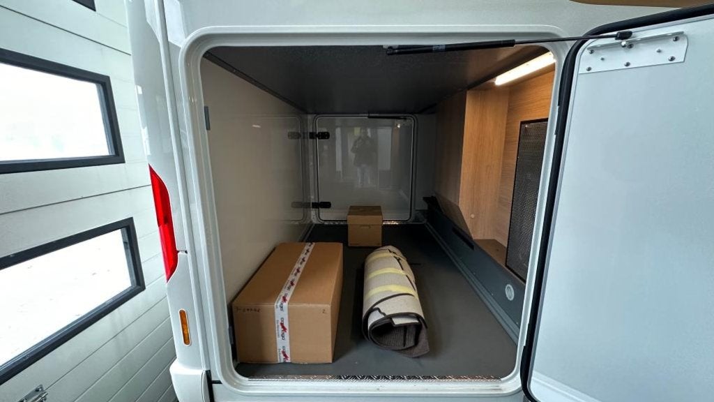 Carthago C-Tourer I 148 LE, Caravans en Kamperen, Koelkast, Ringverwarming, Bedrijf, Diesel