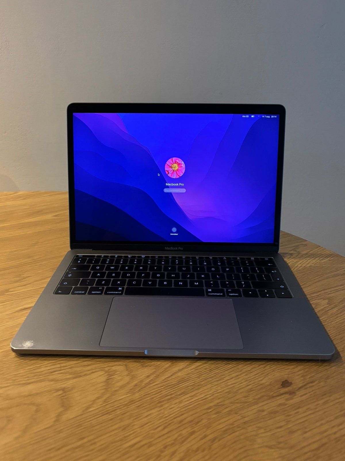 Macbook Pro, 256GB, i5, 13” scherm, 256 GB, 2 tot 3 Ghz, 8 GB, 13 inch