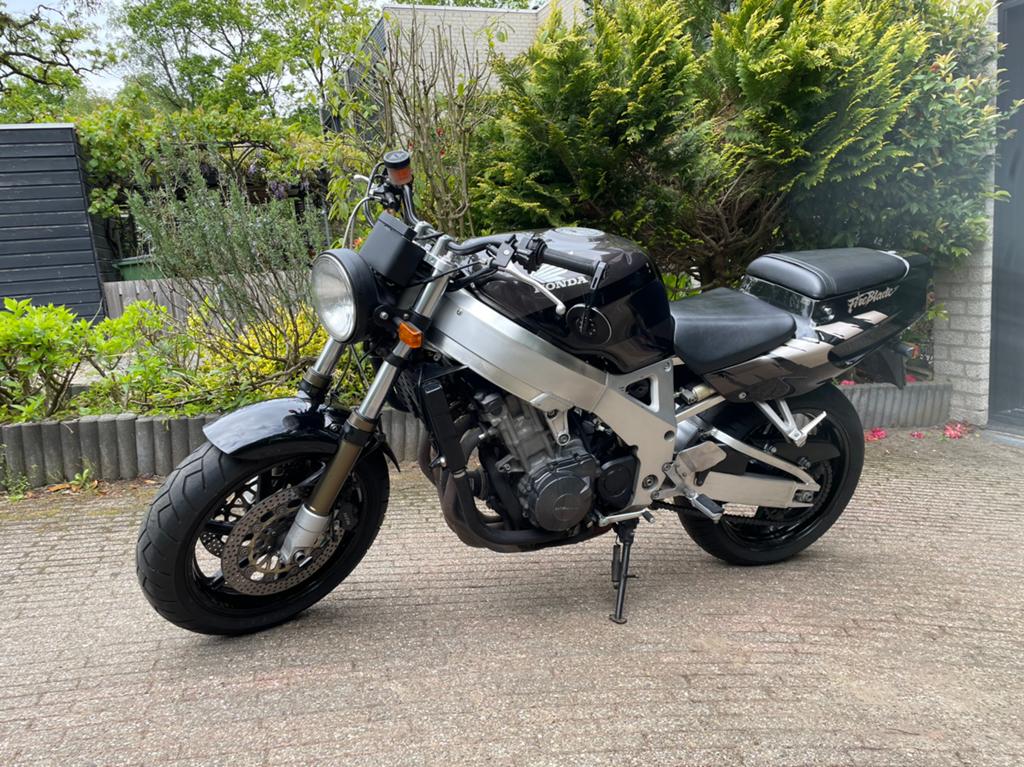 Honda CBR900RR 1992 SC28, 983 cc, Particulier, Naked bike
