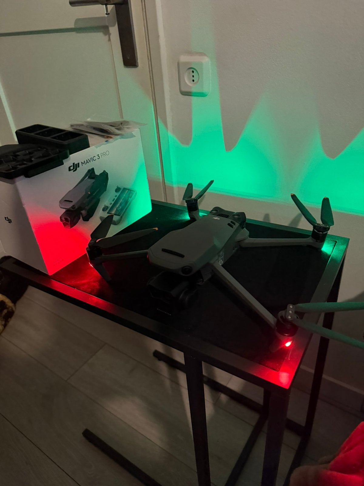 Dji mavic 3 pro, Audio, Tv en Foto, Drones, Ophalen, Return to Home, Zo goed als nieuw, DJI