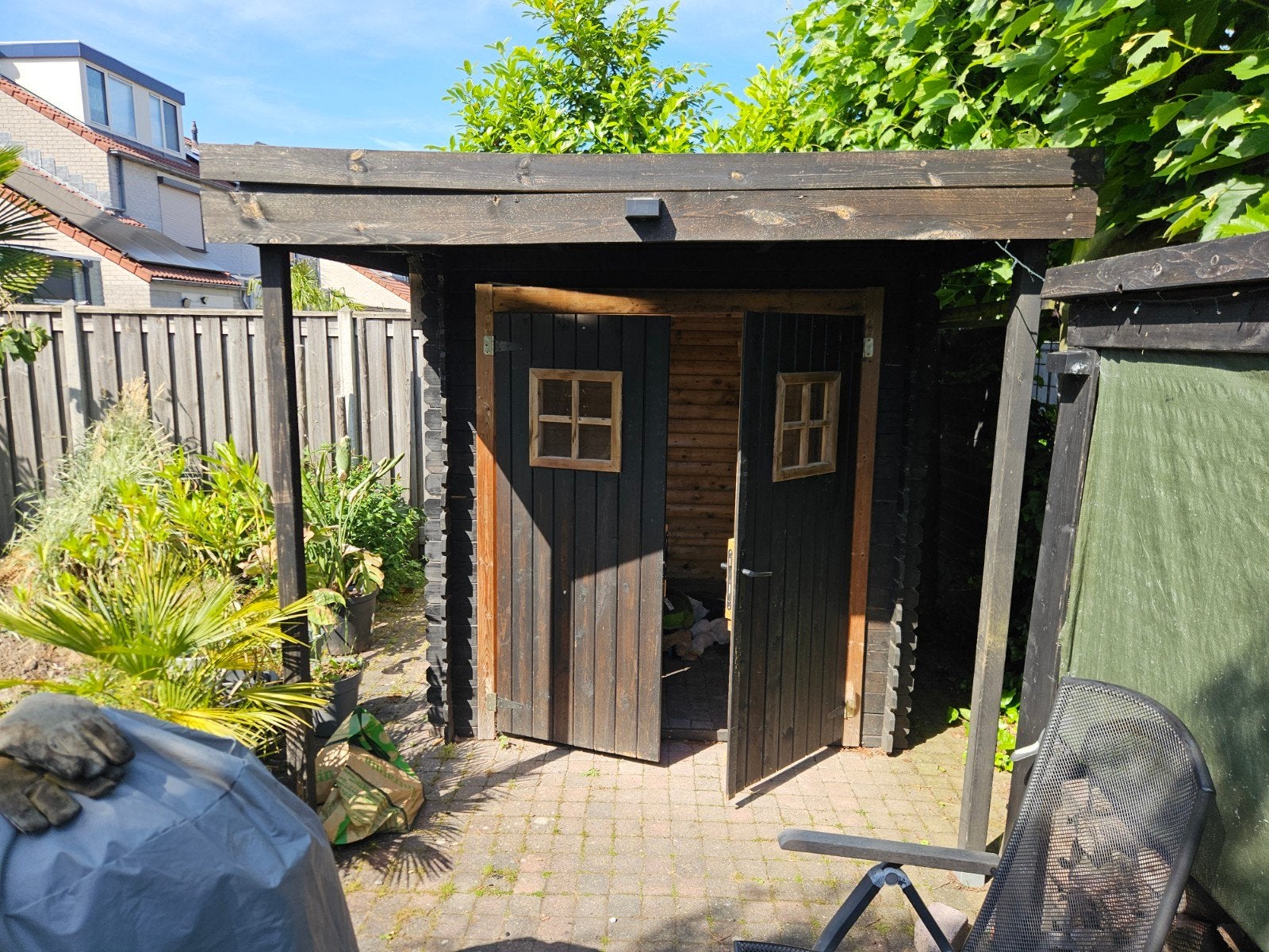 Gratis. Compacte houten schuur 2x2x2 meter. Zelf demonteren, Ophalen, Gebruikt, Schuur