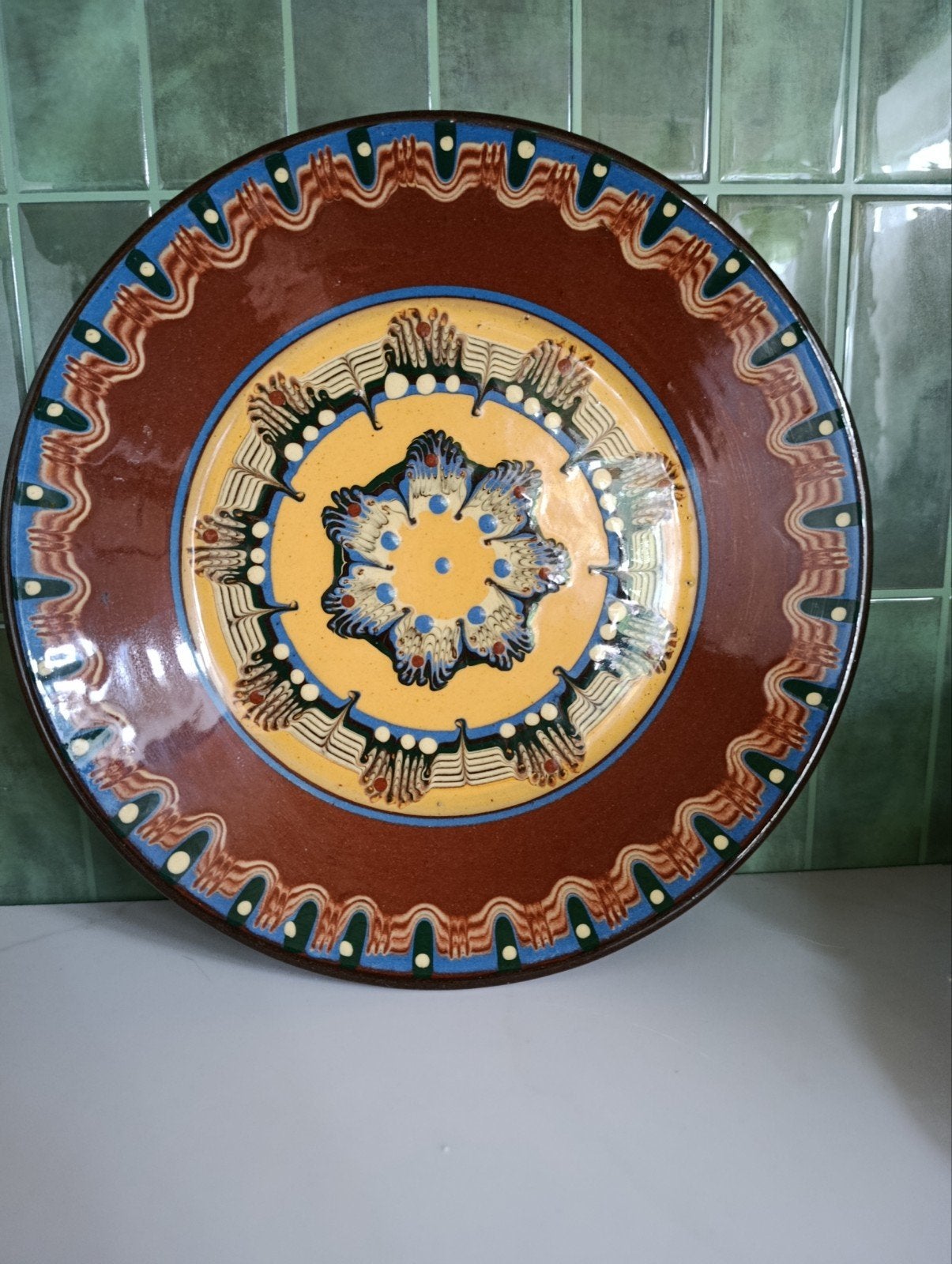 Vintage Oost-Europees keramieken wandbord – Horezu/Troyan st, Antiek en Kunst, Ophalen of Verzenden