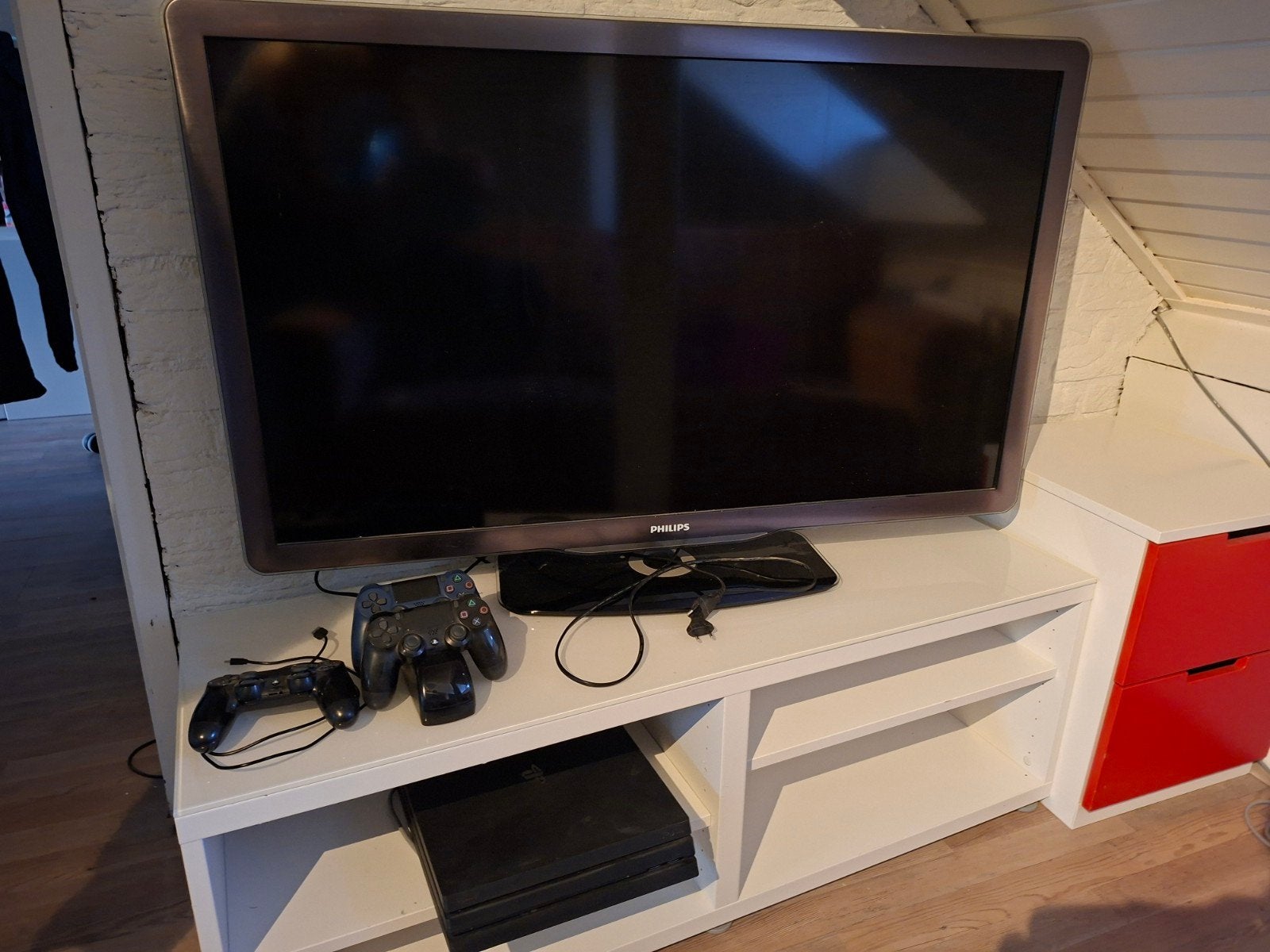 Complete PlayStation 4 Pro 1TB set met 3 controllers en TV, Ophalen, Gebruikt, 1 TB, Pro
