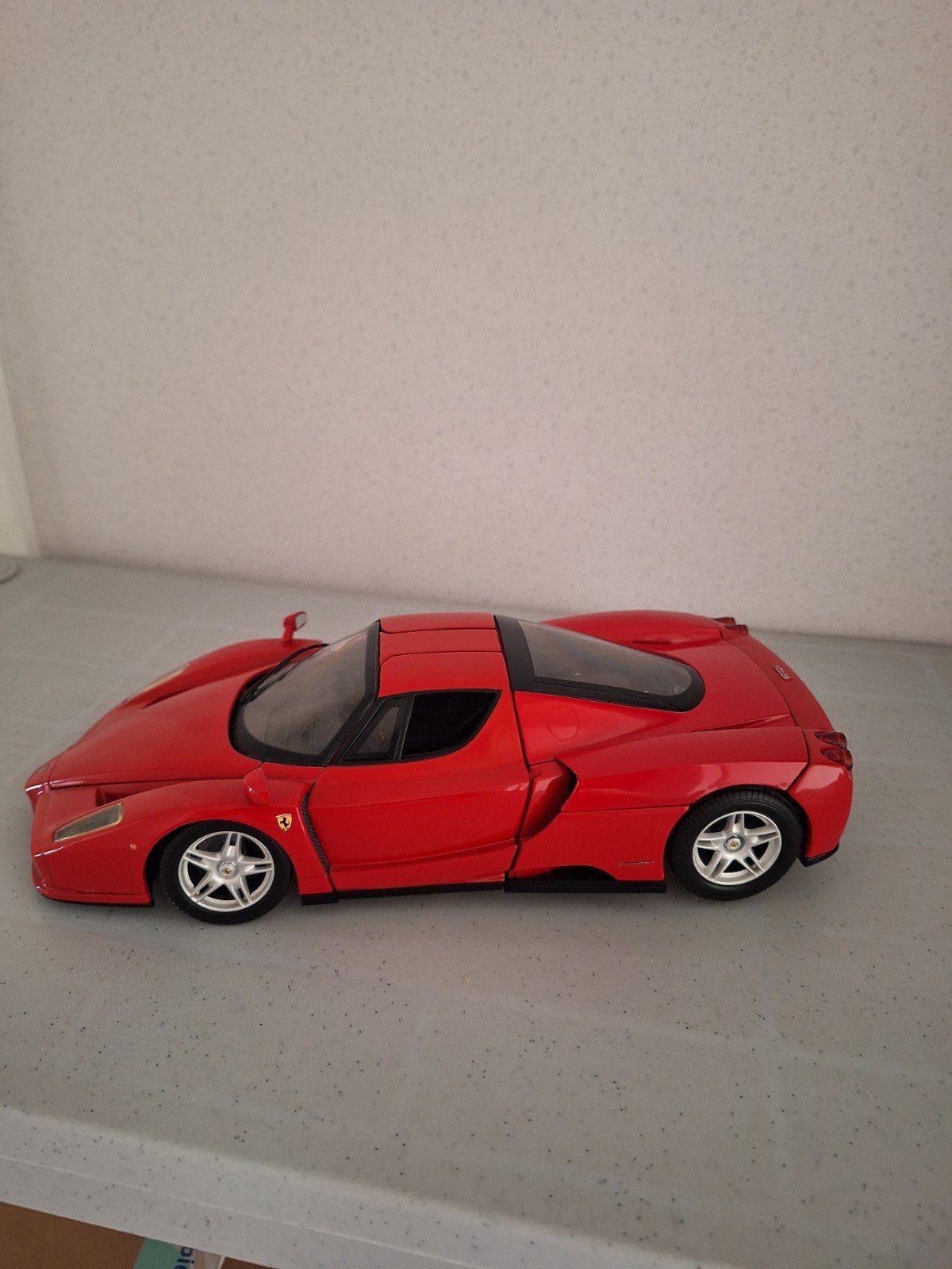 Modelauto Ferrari enzo 2002 Hotwheels, Ophalen of Verzenden, Hot Wheels