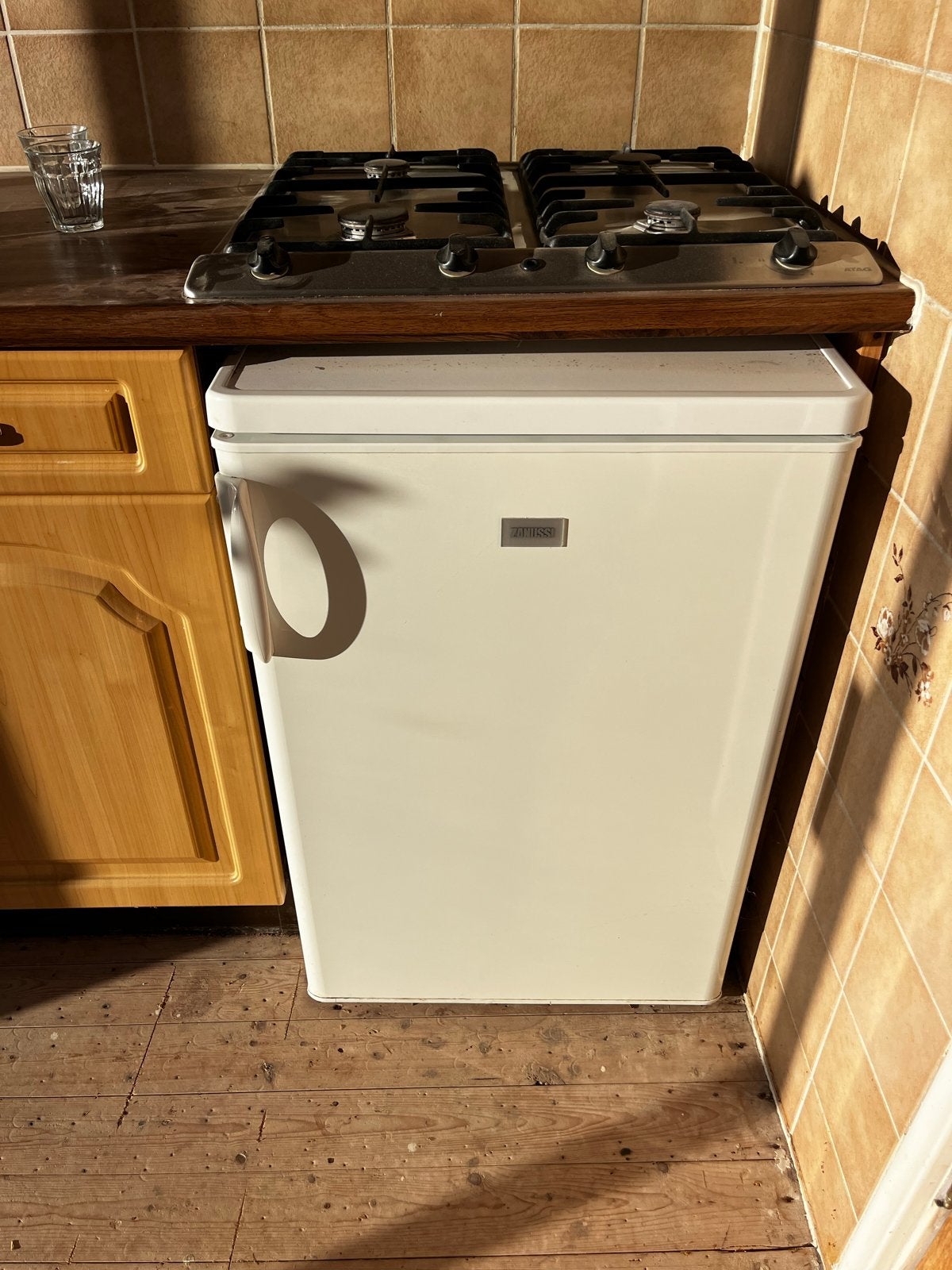 Foto 6 van Complete keuken incl Bosch vaatwasser en Zanussi koel/vries