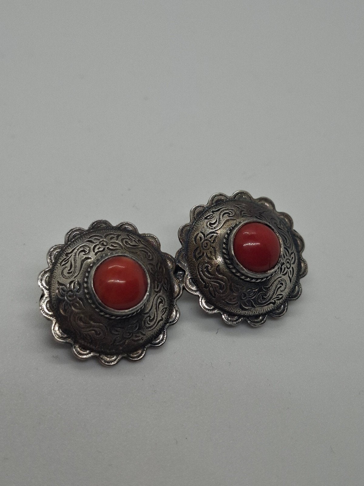 Zilveren vintage broche met echte bloedkoraal, 4 tot 7 cm, Ophalen of Verzenden, Met edelsteen, Rood