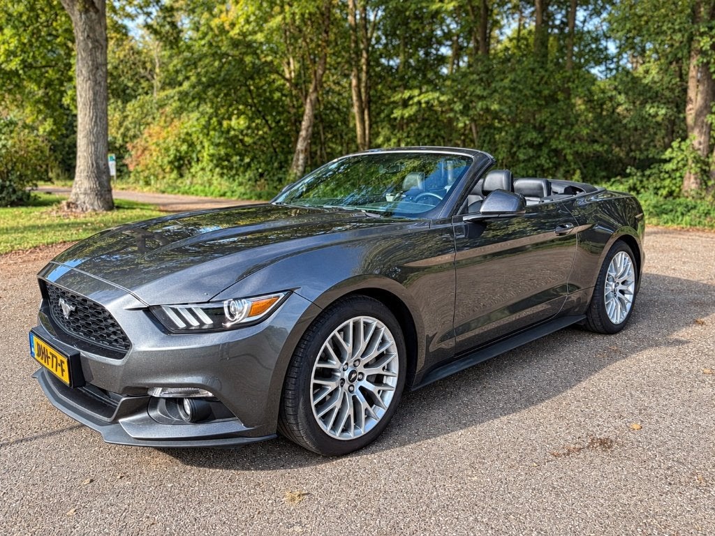 Ford Mustang 2.3 EcoBoost Cabrio | 317 pk | 56.922 km, Auto's, Dealer onderhouden, Achterwielaandrijving, 4 cilinders, Cabriolet