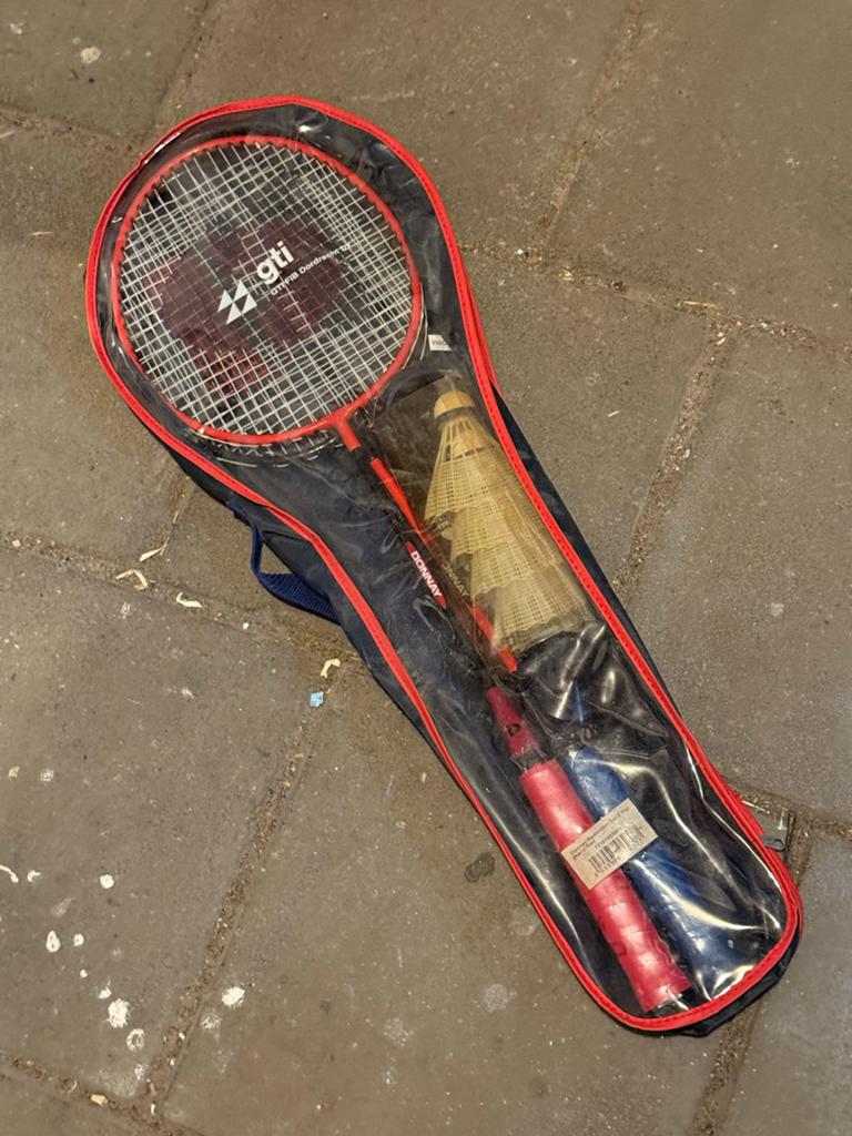 Donnay Badminton Set - 2 rackets en shuttles, Ophalen of Verzenden, Nieuw, Racket(s)