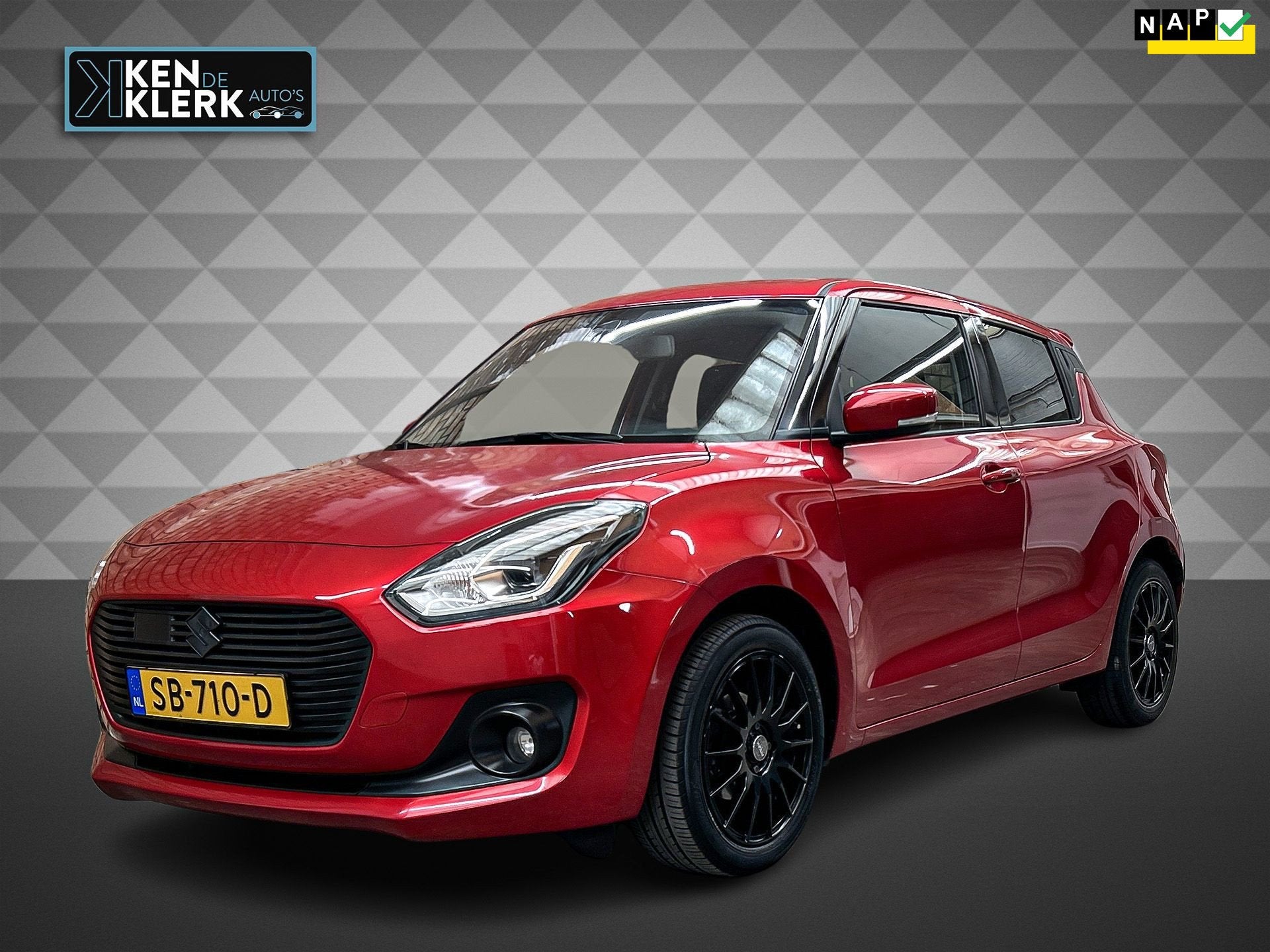 Suzuki Swift 1.0 Stijl Smart Hybrid |Keyless |NAP!, Voorwielaandrijving, Gebruikt, Euro 6, 850 kg