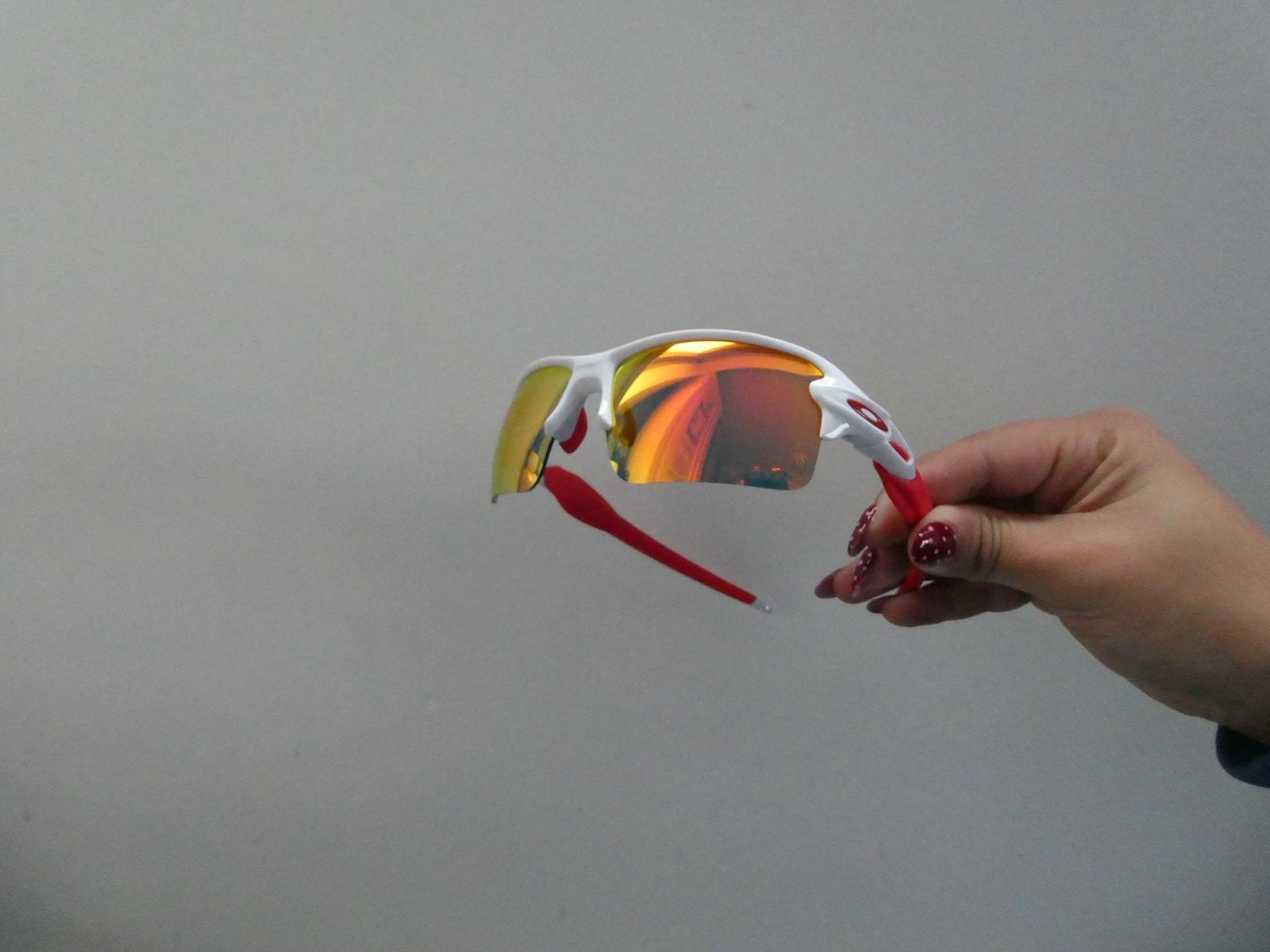 Oakley sportbril heren - Wit/Rood met spiegelglazen, Zonnebril, Wit, Ophalen of Verzenden, Zo goed als nieuw