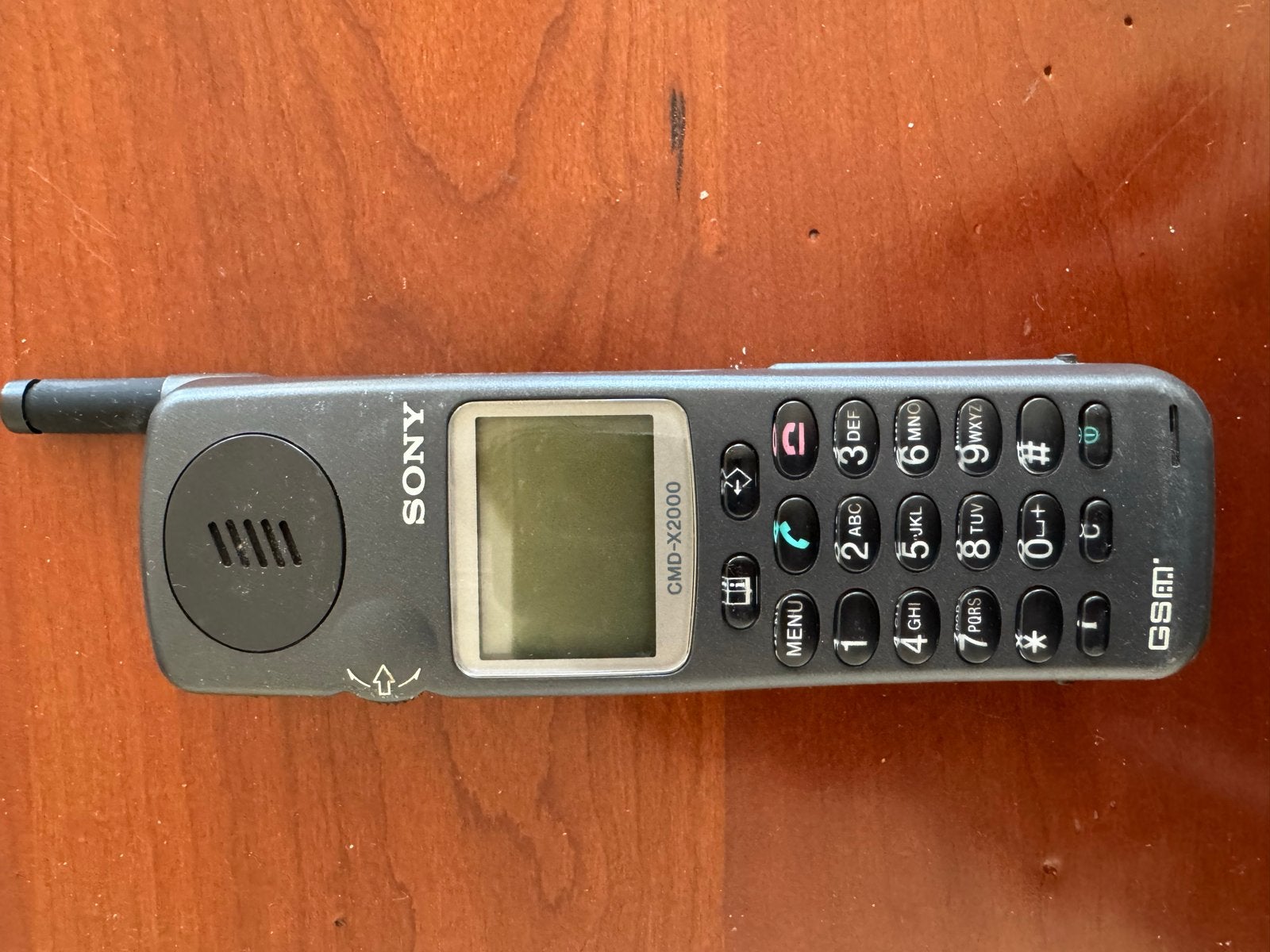 Sony CMD-X2000 Klassieke Mobiele Telefoon, Telecommunicatie, Mobiele telefoons | Sony, Gebruikt, Geen camera, Overige systemen