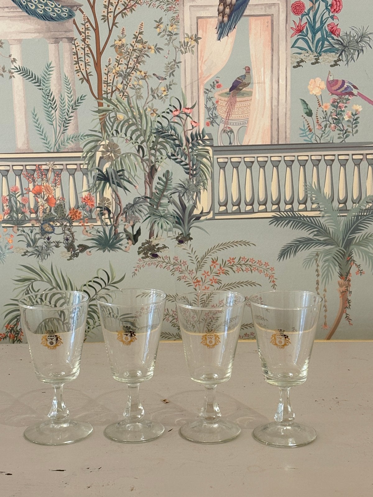 Set van 4 vintage wijnglazen / portglazen met gouden wapensc, Ophalen of Verzenden