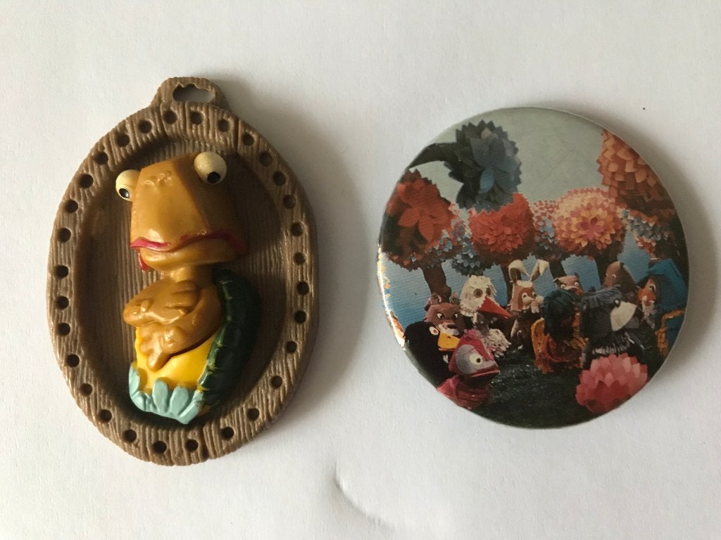 Fabeltjes krant sunlight en button, Ophalen of Verzenden, Gebruikt, Overige typen