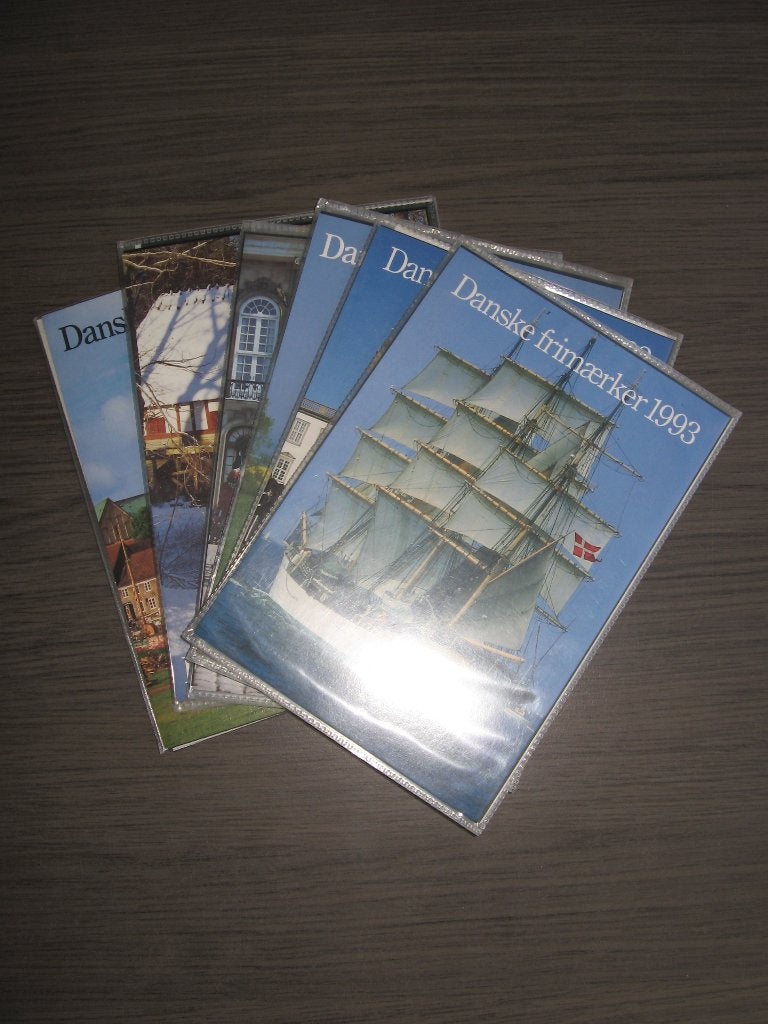 Denemarken. 6 verschillende Jaarcollecties, Postfris., Postzegels en Munten, Postzegels | Volle albums en Verzamelingen, Verzenden