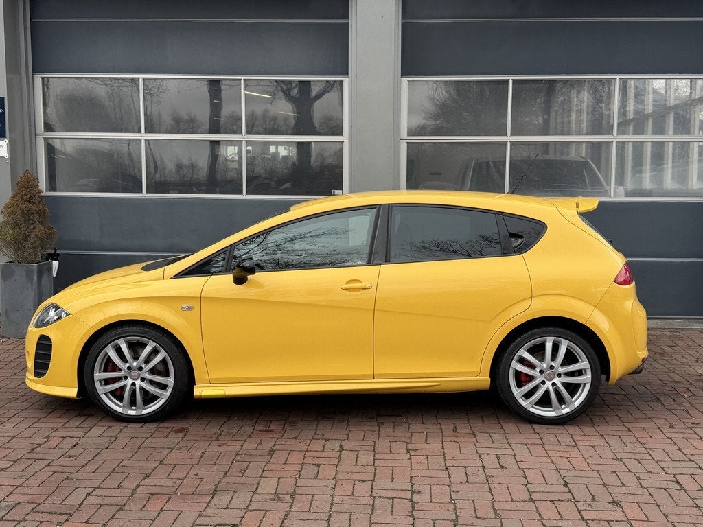 SEAT Leon 2.0 TFSI Cupra | Org NL! 03-2007 120.159 KM, Voorwielaandrijving, Stof, Gebruikt, Zwart