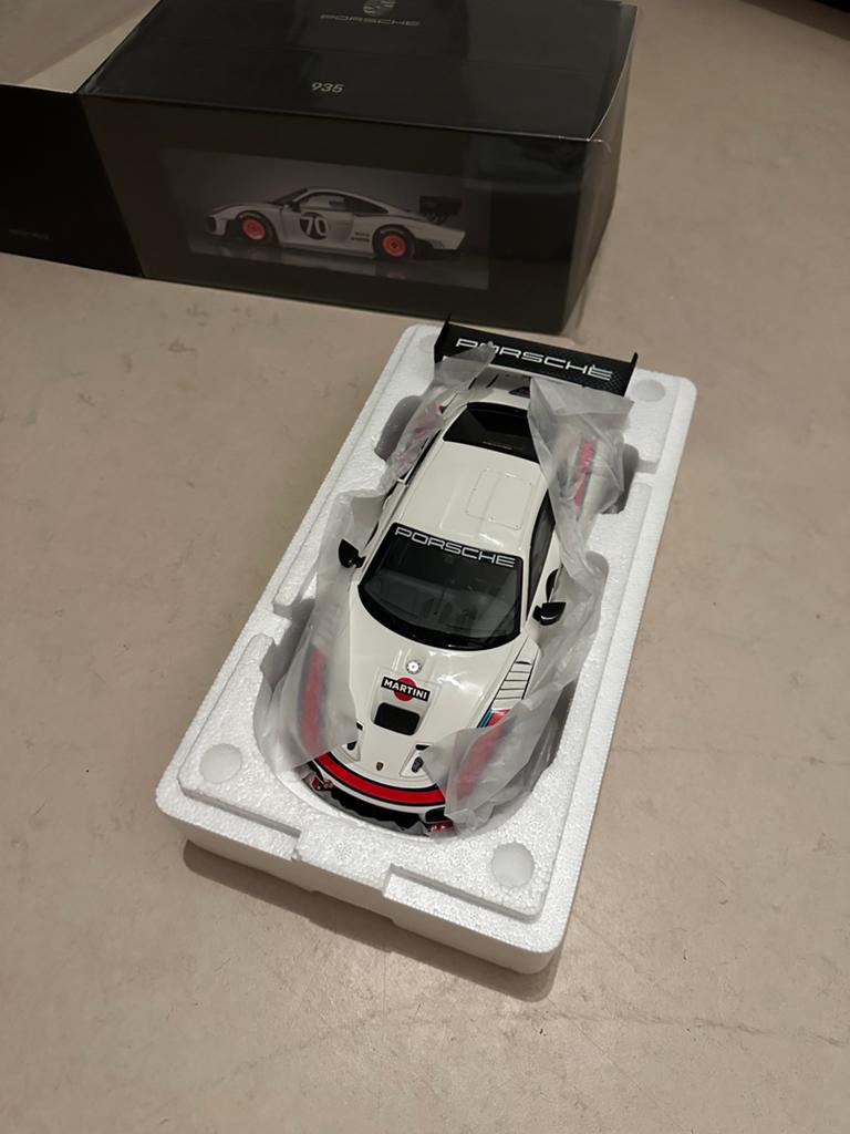 Porsche 935 Martini Racing Modelauto - Nieuw in Doos, Hobby en Vrije tijd, Modelauto's | 1:18, Ophalen of Verzenden, Nieuw, MiniChamps