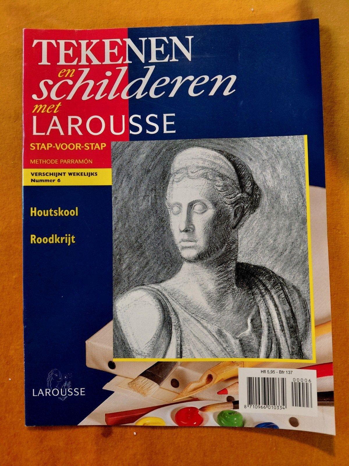 Tekenen en Schilderen met Larousse - Houtskool Roodkrijt, Ophalen of Verzenden, Gelezen