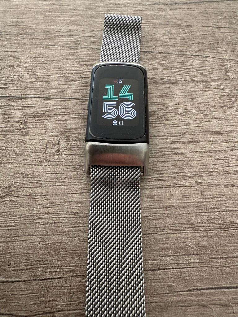 Fitbit charge 6, Gebruikt, Zwart, IOS, Ophalen of Verzenden