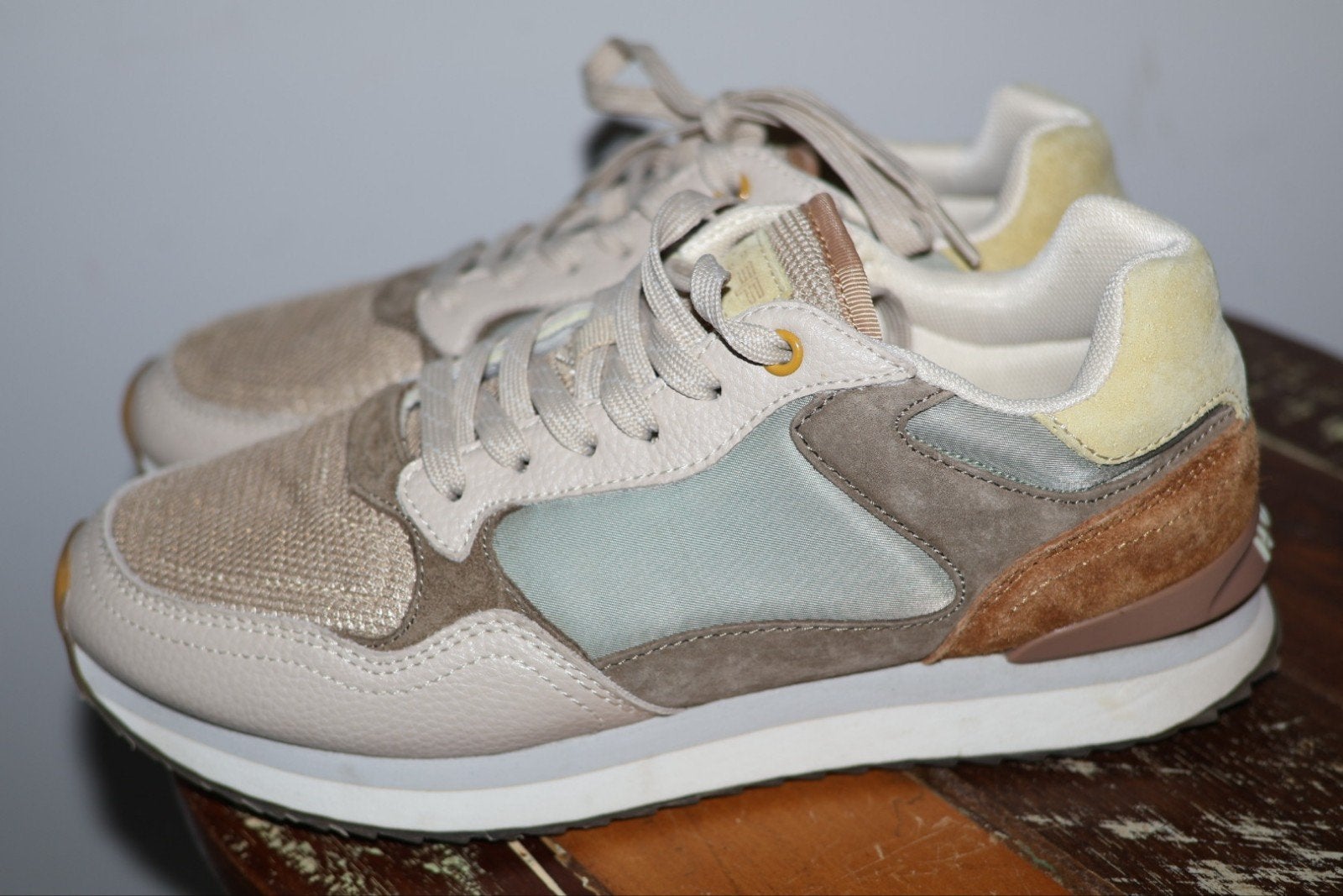 Hoff sneakers maat 39 - Zo goed als nieuw, Hoff, Hoff.nl, NL, Ophalen of Verzenden