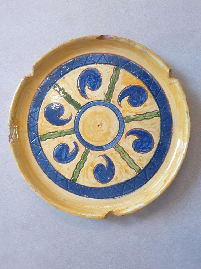 Geglazuurde keramiek schaal asbak diameter 18cm H 2cm, Antiek en Kunst, Antiek | Keramiek en Aardewerk, Ophalen of Verzenden