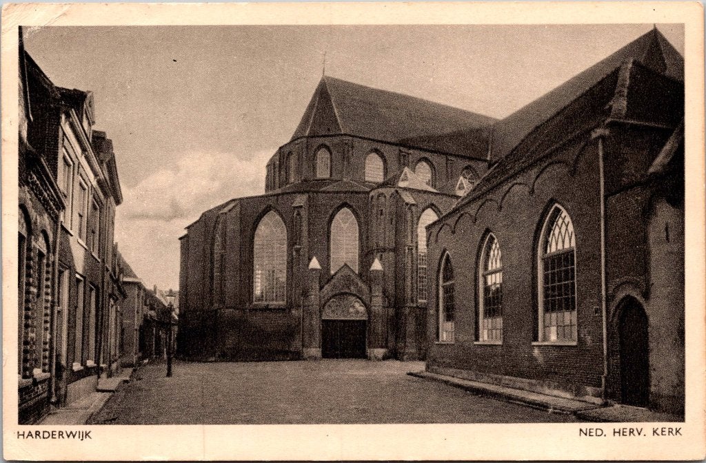 Harderwijk - 7 oude ansichtkaarten Kerken
