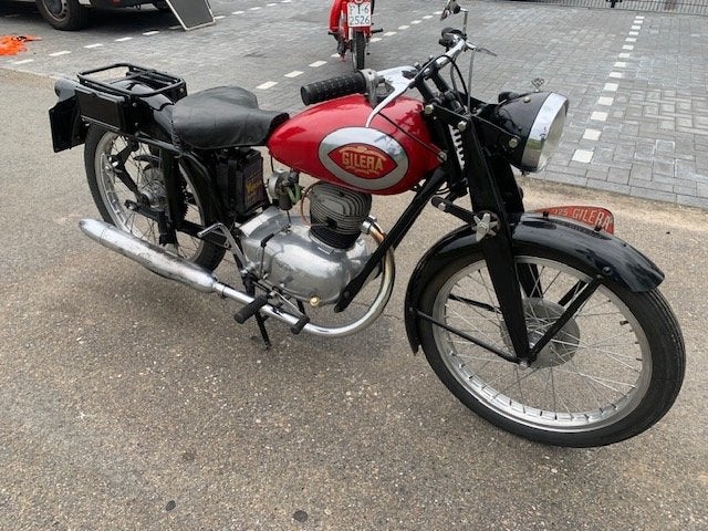 gilera 125 motoleggera museum model en rijdbaar 1953, Motoren, Via gilera 125, Gebruikt, Sport, 11 kW of minder