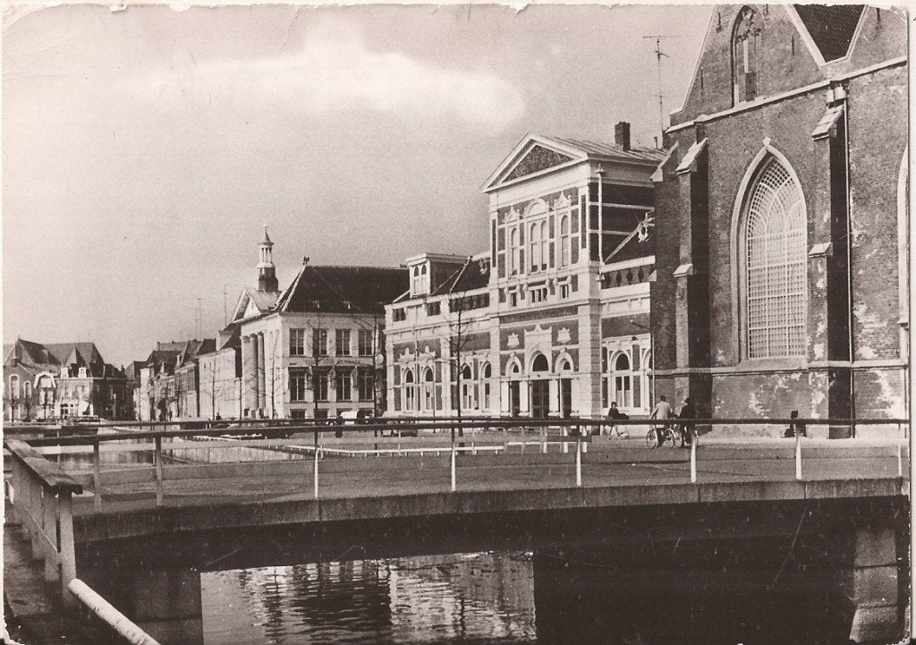 Kampen Burgel met Stadsgehoorzaal ca. 1980 Uitg. Keuzekamp, Ophalen of Verzenden, 1960 tot 1980, Ongelopen, Overijssel
