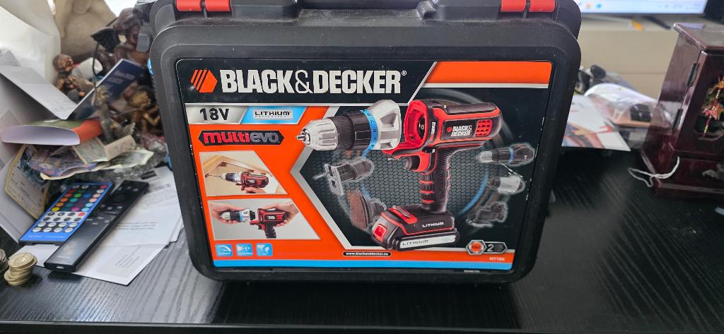 Black & Decker MT18K, Doe-het-zelf en Verbouw, Gereedschap | Boormachines, Gebruikt, Minder dan 400 watt, Klopboormechanisme, Ophalen