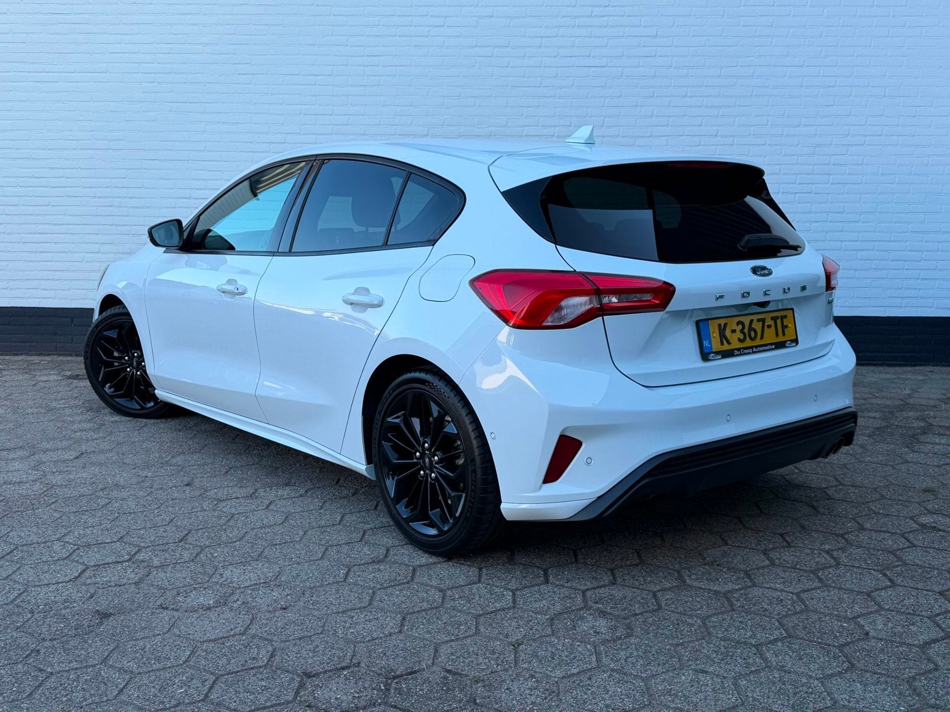 Ford Focus EcoBoost ST-Line 125PK CRUISE l CAMERA l TOPSTAAT, Auto's, Ford, Gebruikt, Wit, Bedrijf, Handgeschakeld