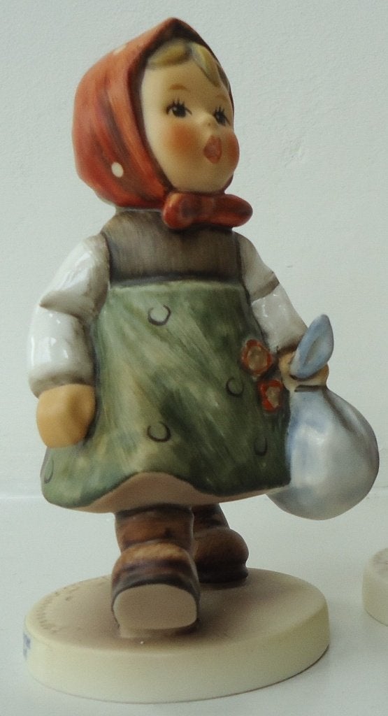 Hummel 561, Grandma's girl, Verzamelen, Ophalen of Verzenden, Zo goed als nieuw, Hummel