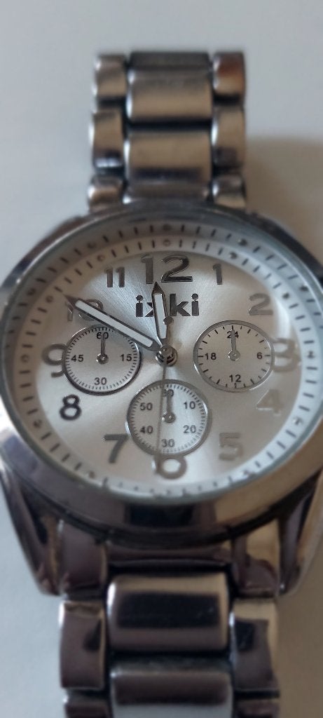 Horloge Dames - merk ikki, Ophalen of Verzenden, Zo goed als nieuw, Leer, Overige merken