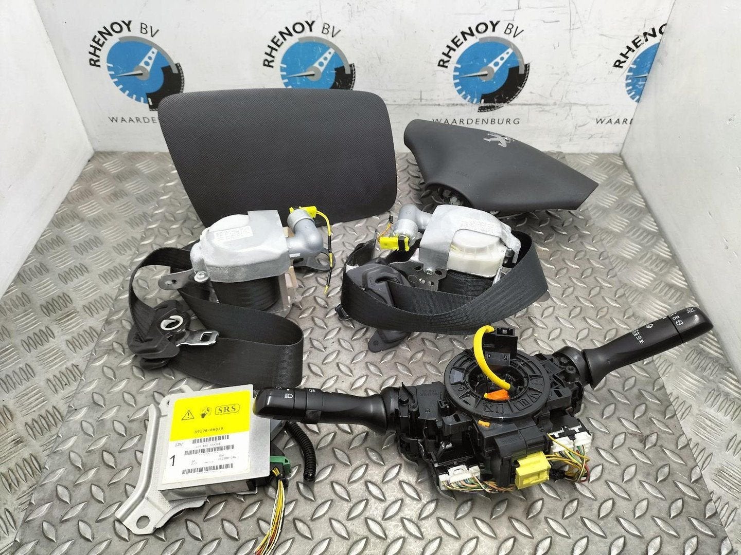 PEUGEOT 107 PN AIRBAG SET 2013, Auto-onderdelen, Ophalen of Verzenden, Gebruikt, Stiba lid