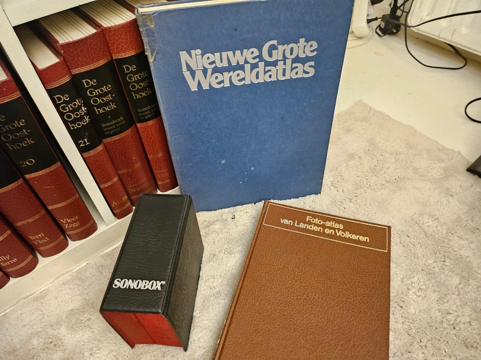 De Grote Oosthoek Encyclopedie + 3x Sonoboeken + 1x Sonobox, Ophalen, Algemeen
